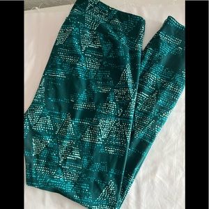 LuLaRoe Leggings Tall and Curvy